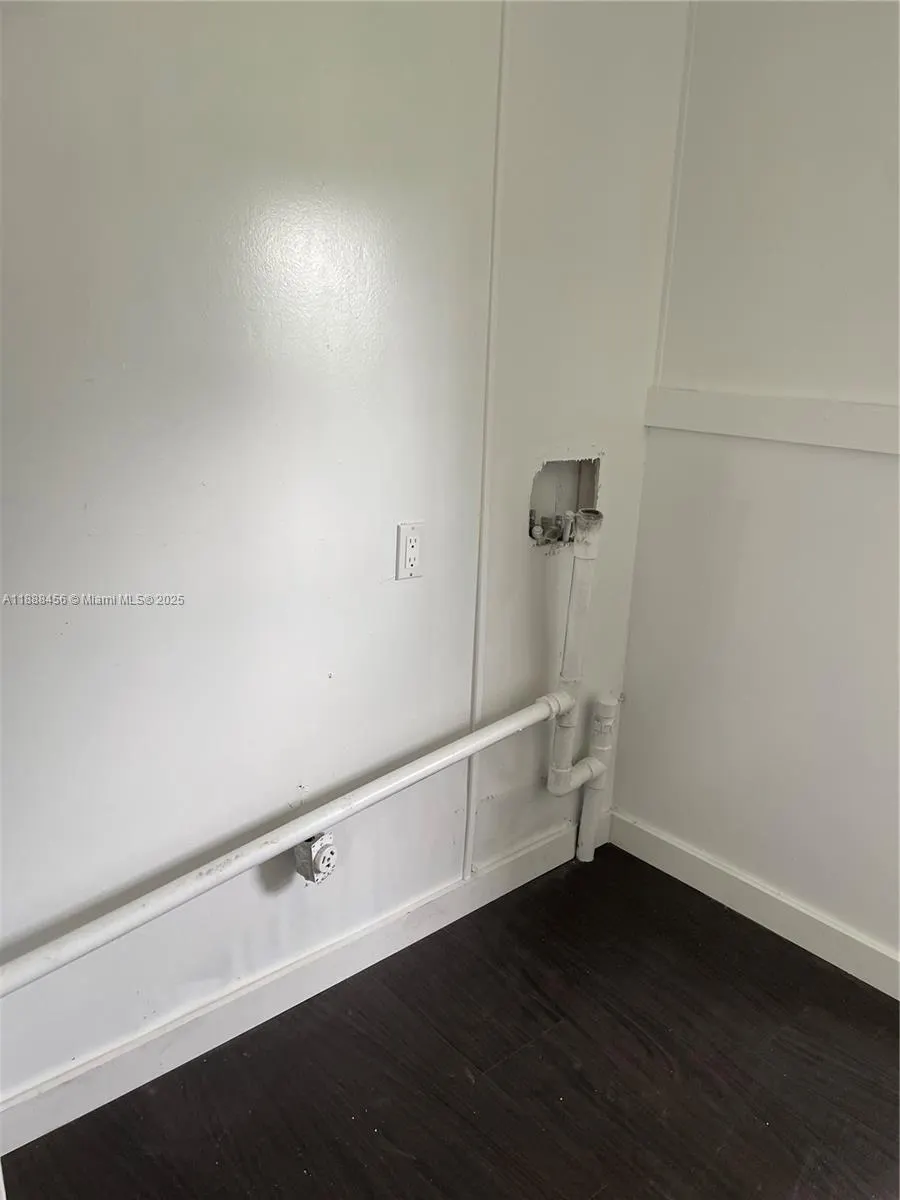 428 Avenue D