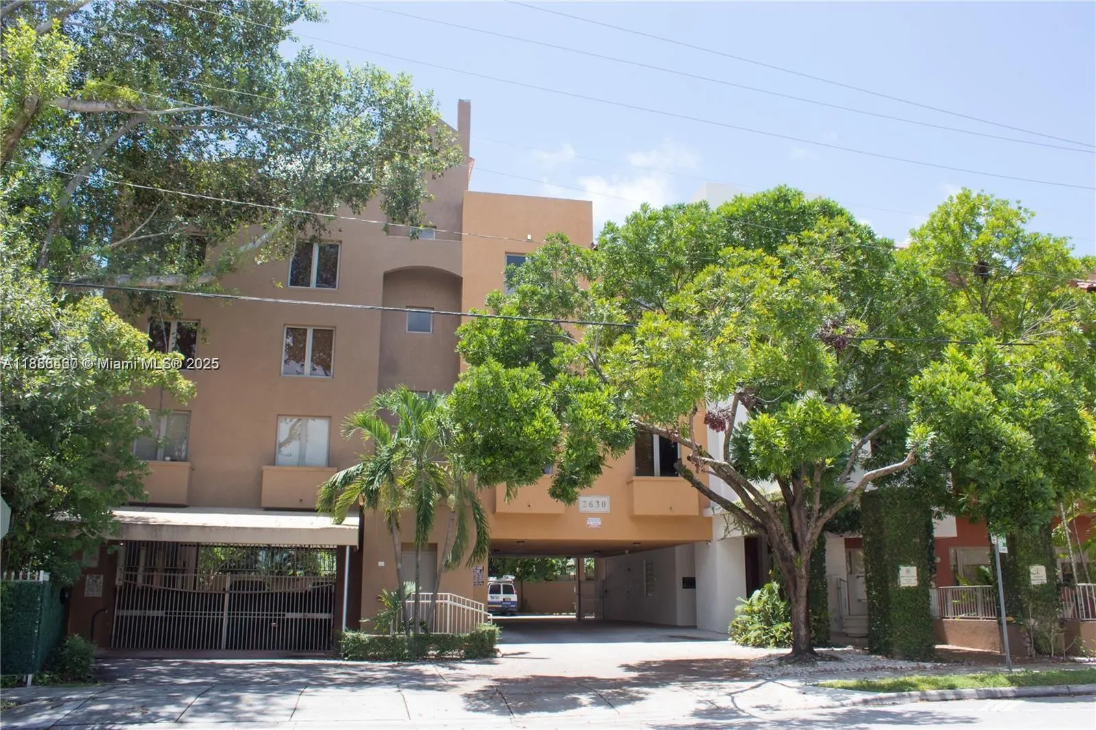 2630 SW 28th St, #16