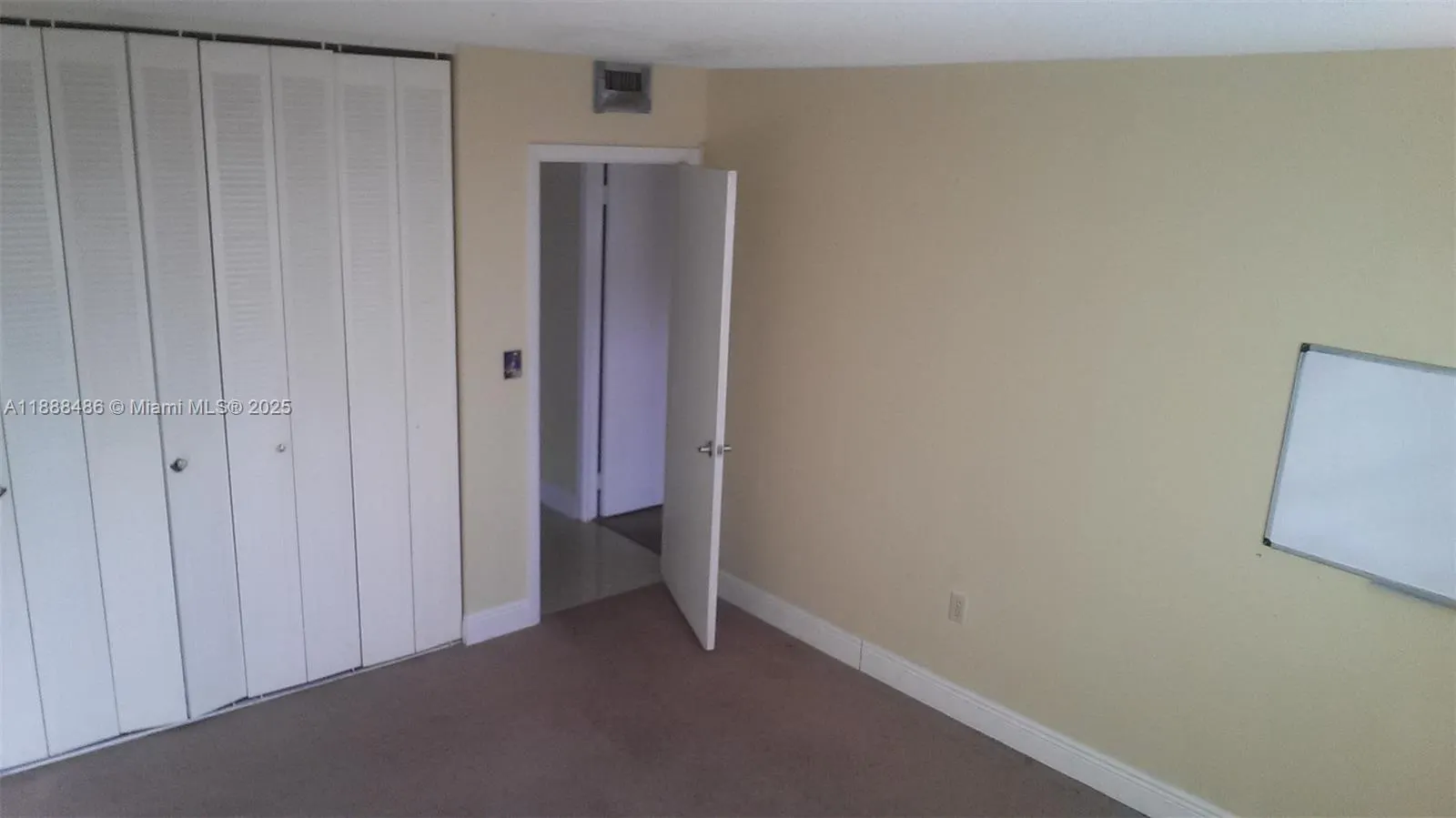2750 NE 183rd St, #2305