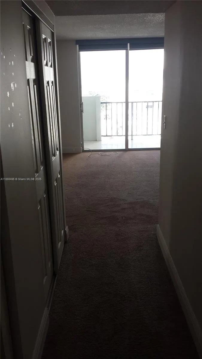 2750 NE 183rd St, #2305