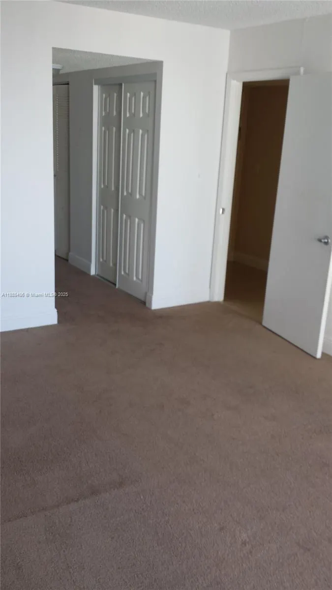 2750 NE 183rd St, #2305