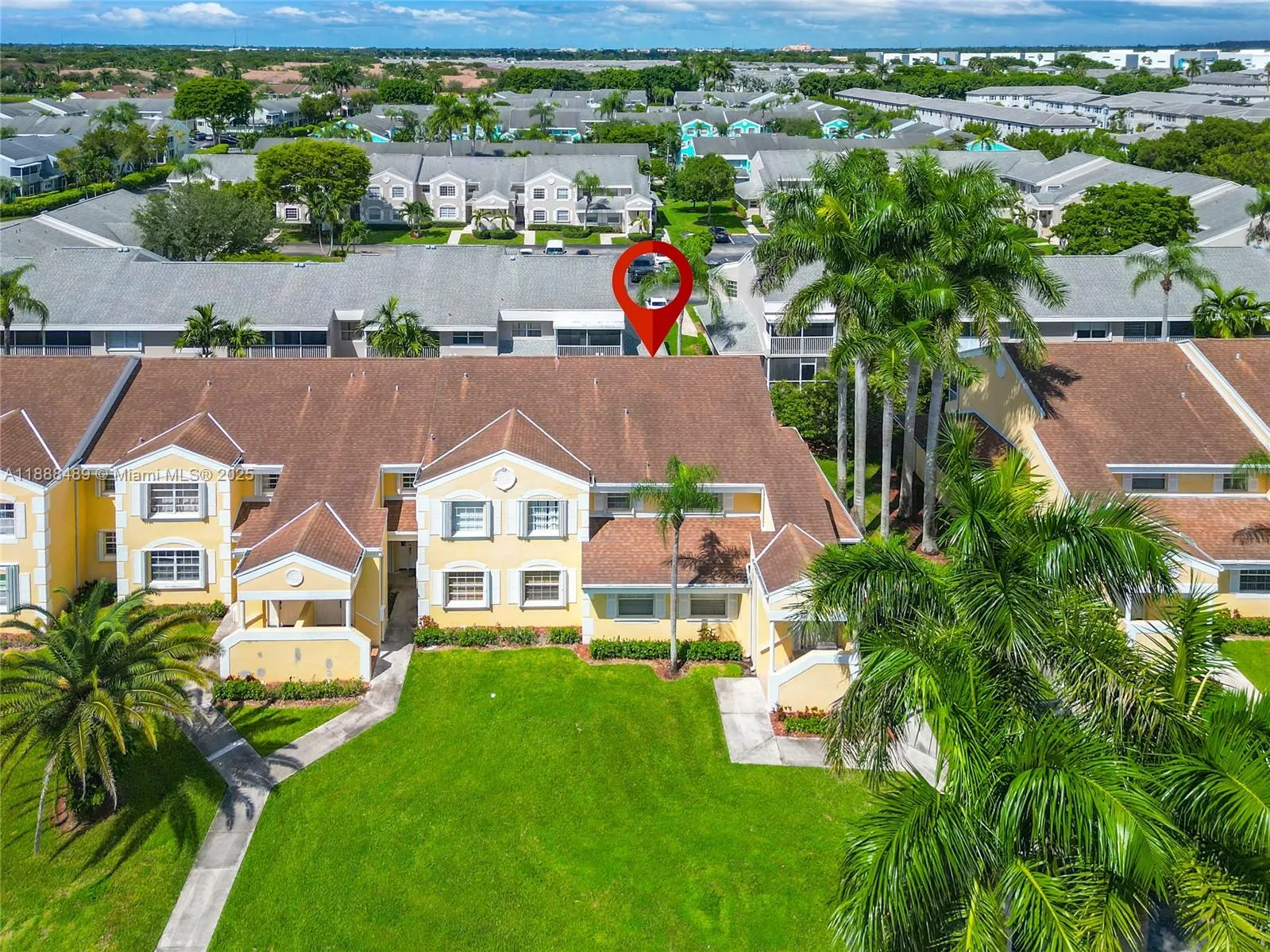 2221 SE 27th Dr, #106-B