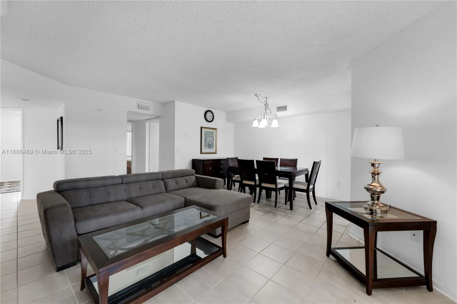 2221 SE 27th Dr, #106-B