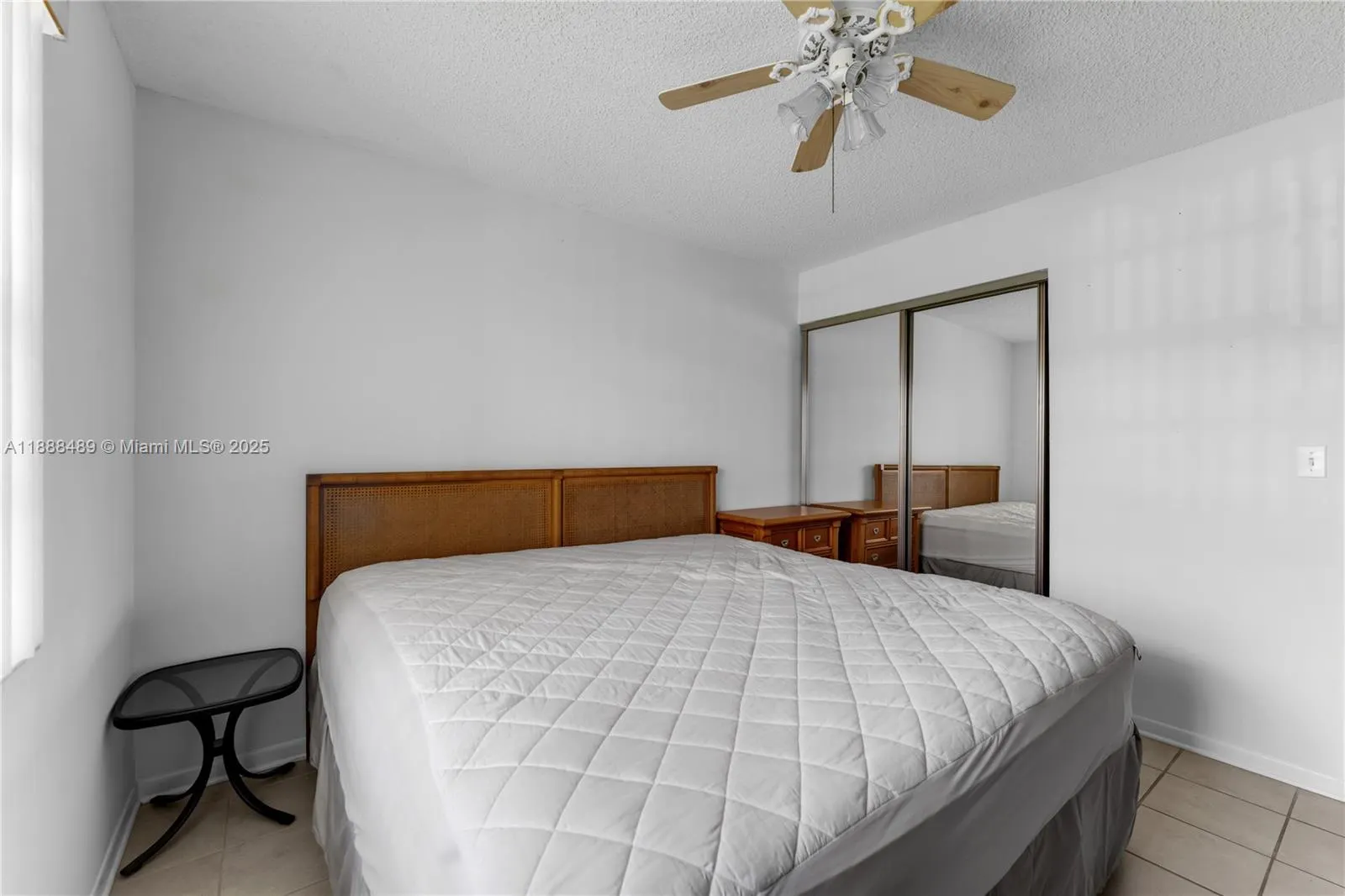 2221 SE 27th Dr, #106-B