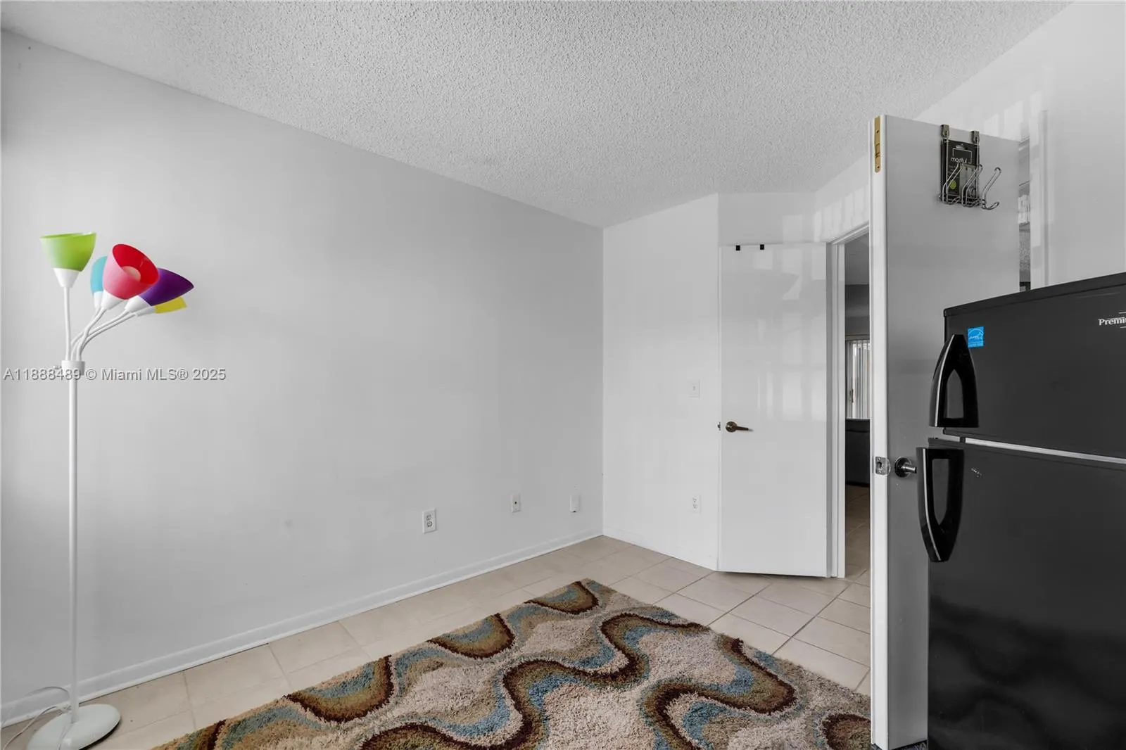 2221 SE 27th Dr, #106-B