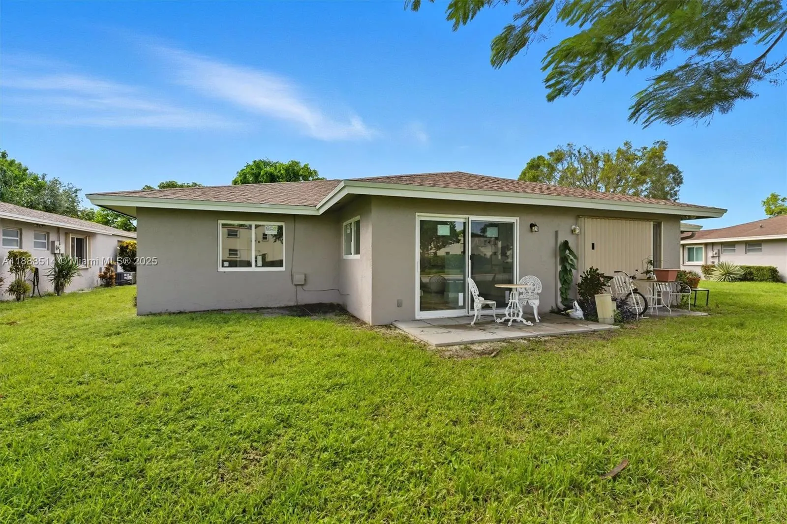 6839 Moonlit Dr