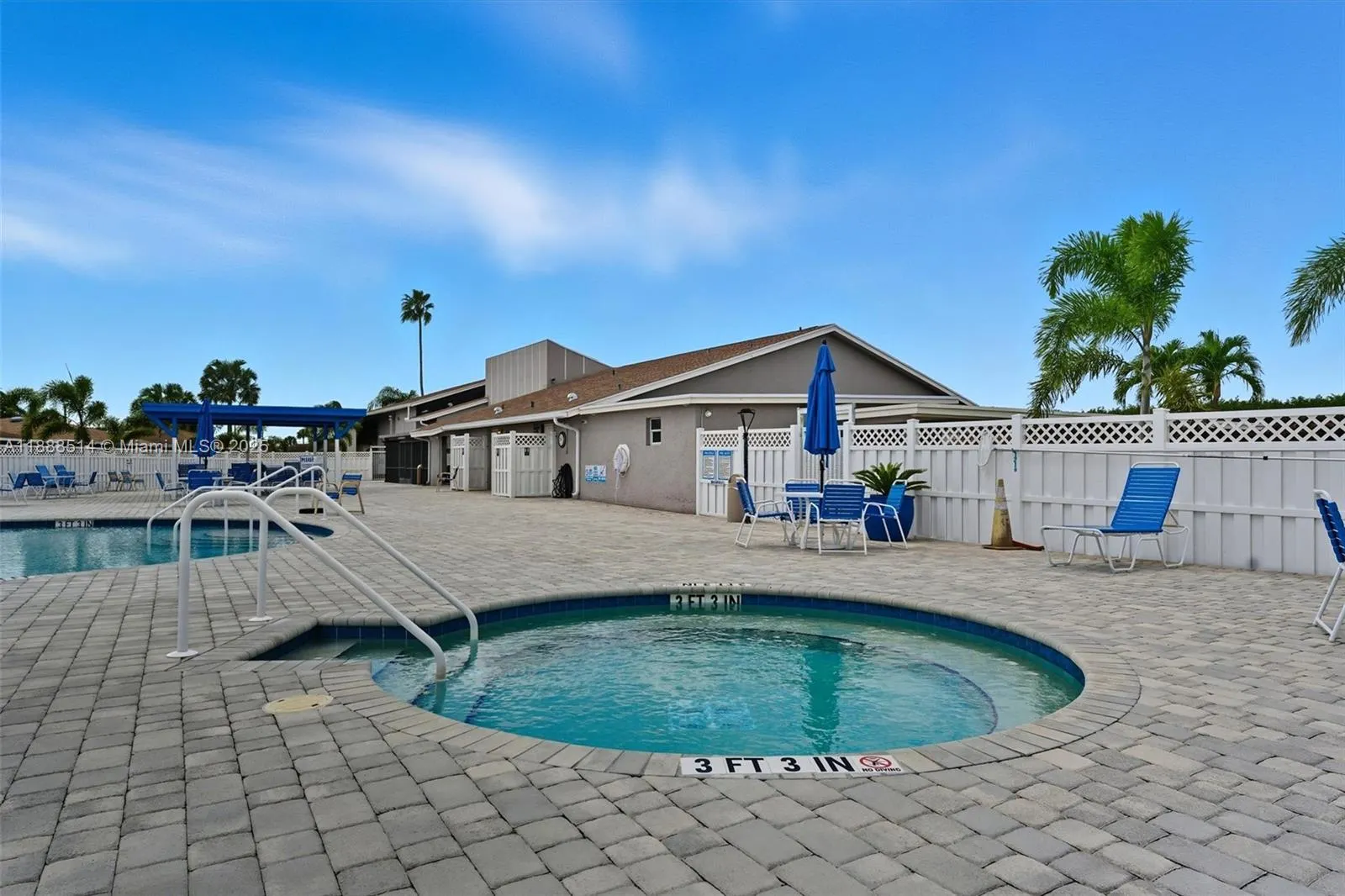 6839 Moonlit Dr