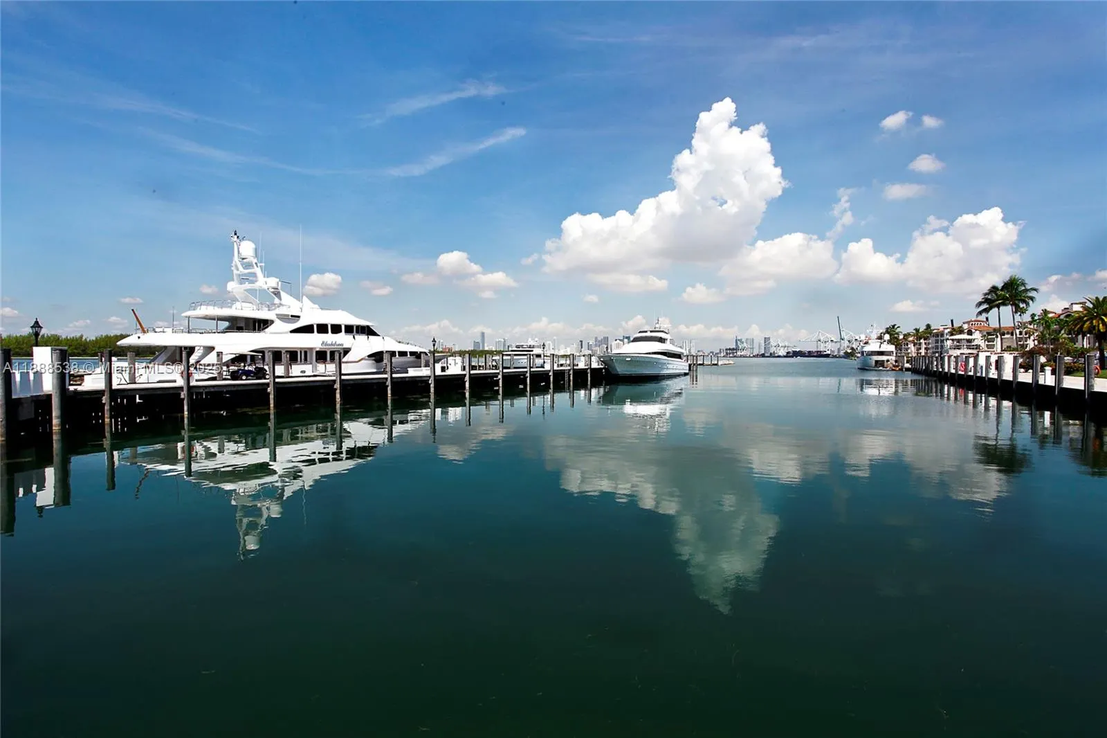 19216 Fisher Island Dr, #19216
