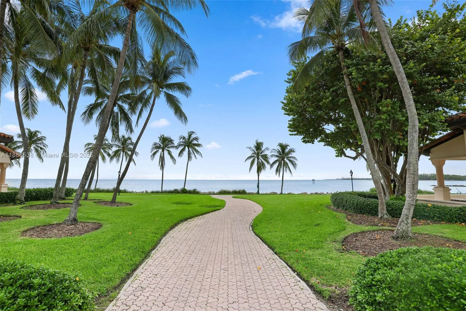19216 Fisher Island Dr, #19216