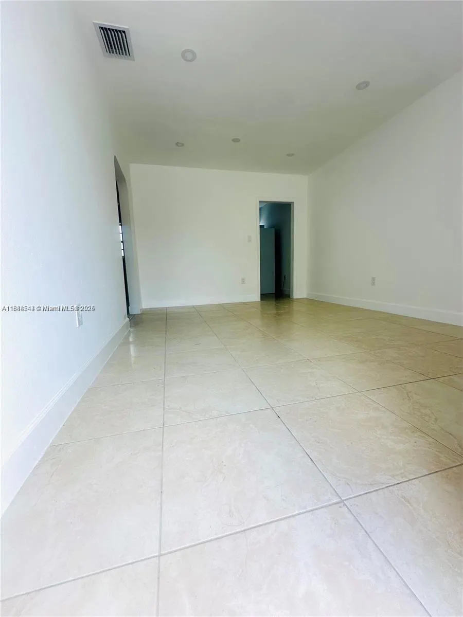 503 SW 29th Ct