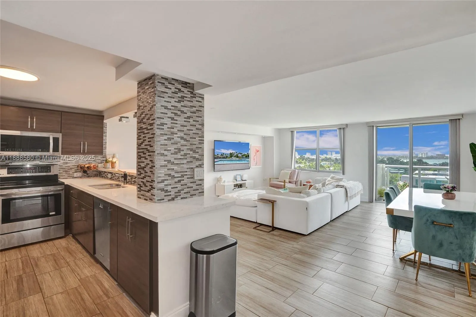 10000 W Bay Harbor Dr, #PH23