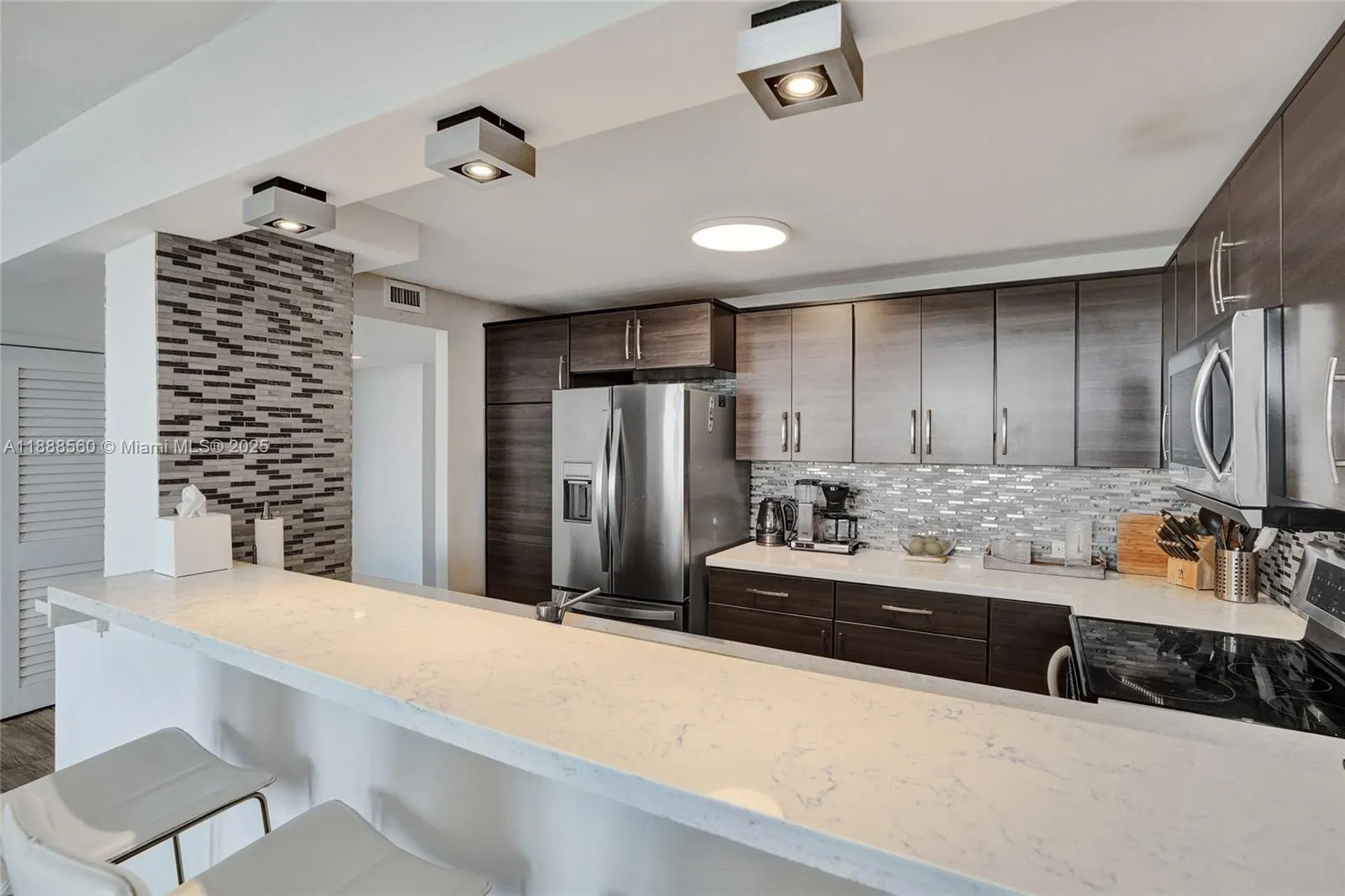 10000 W Bay Harbor Dr, #PH23
