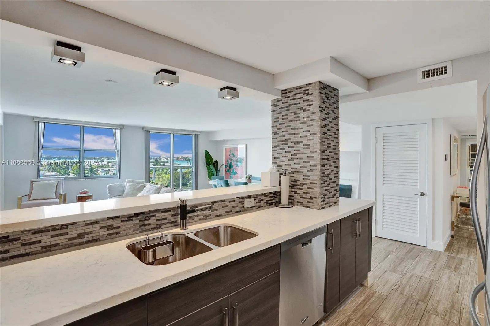 10000 W Bay Harbor Dr, #PH23
