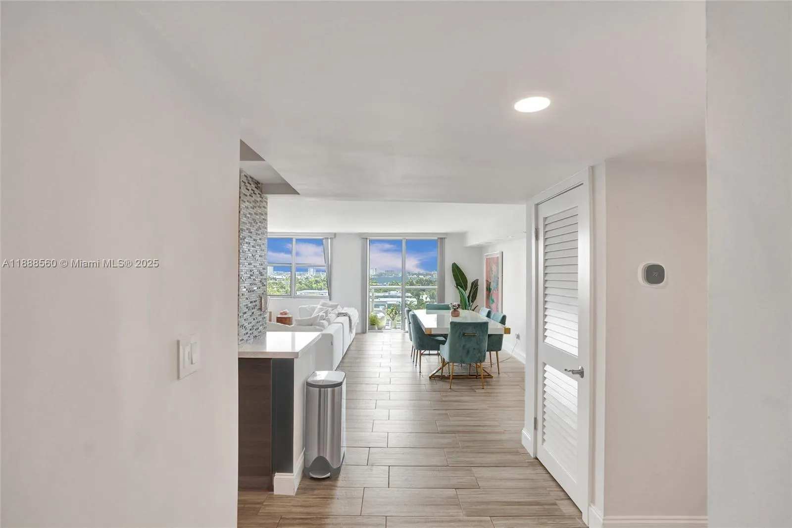 10000 W Bay Harbor Dr, #PH23