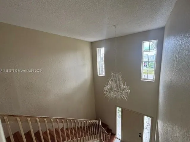 12149 Quilting Ln