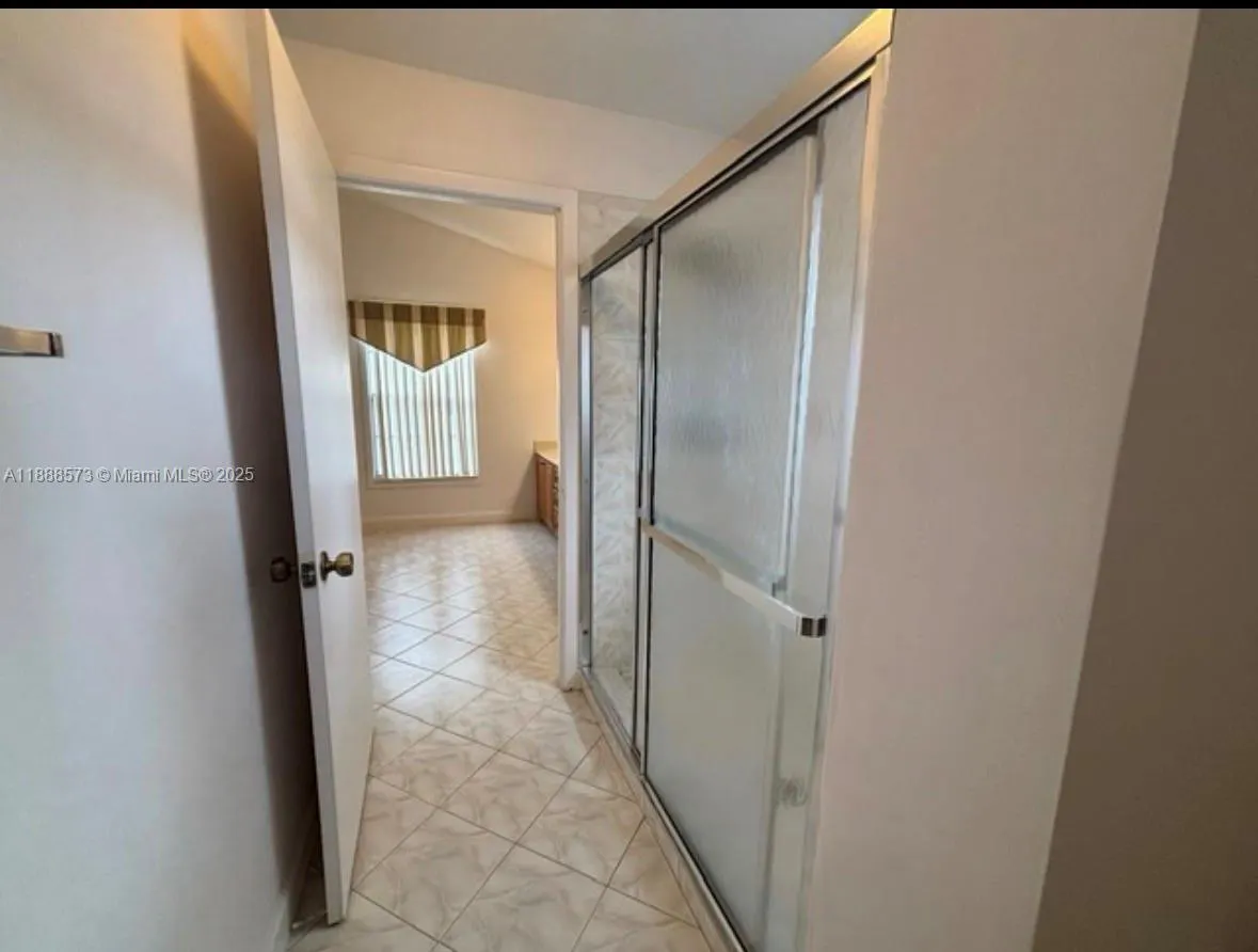 12149 Quilting Ln