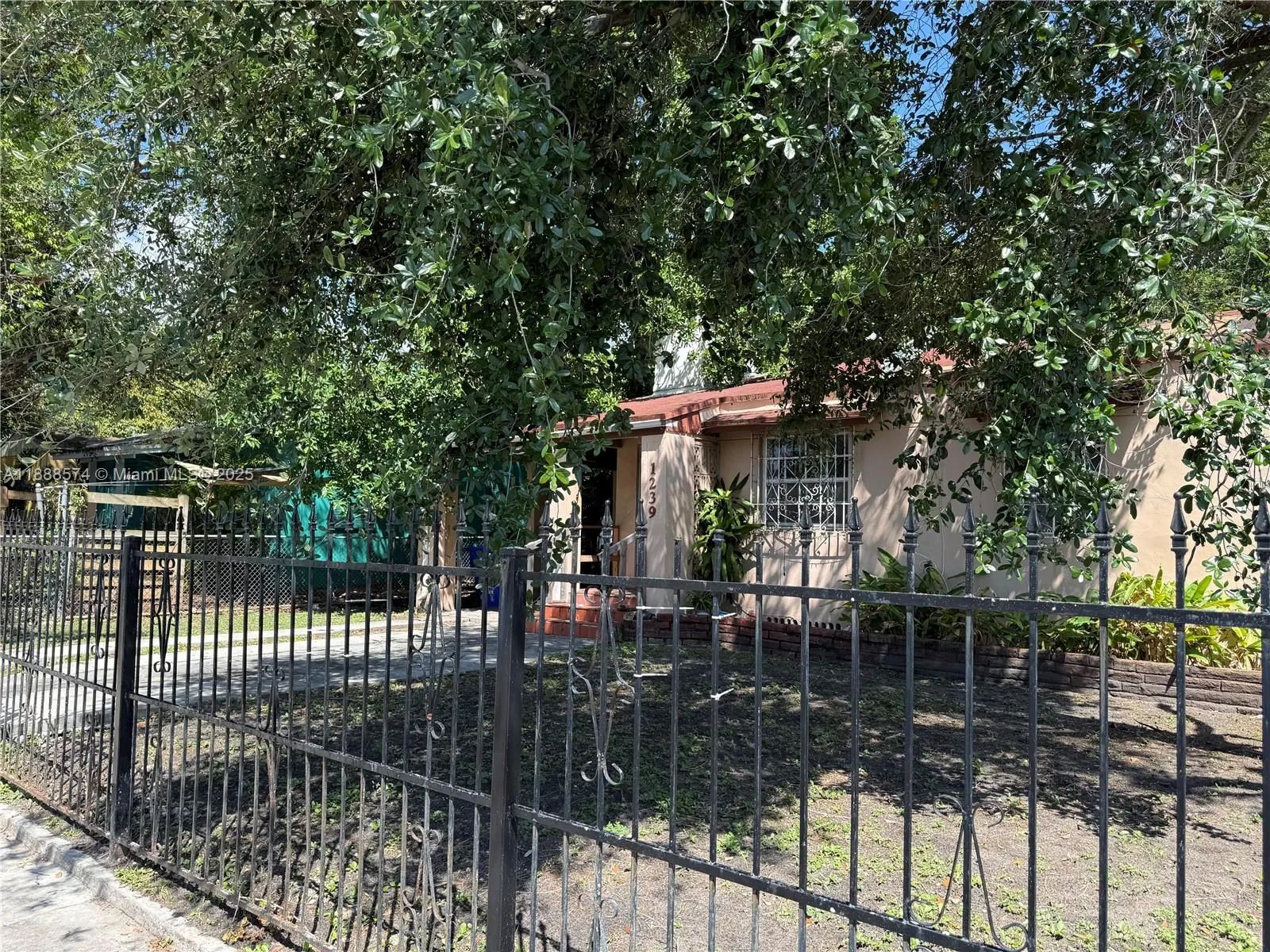 1239 NW 31st St