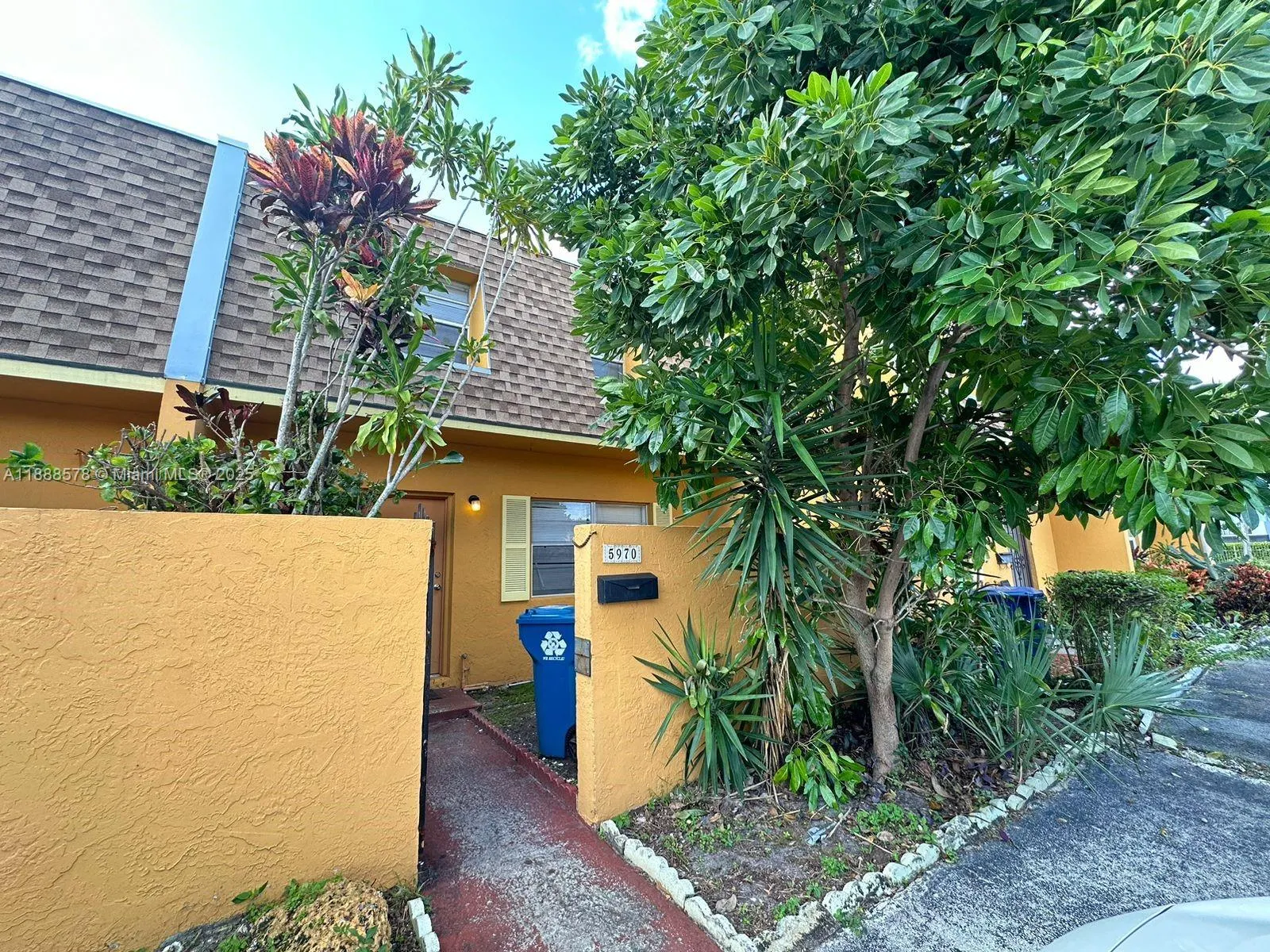 5970 NW 28th Street, #146