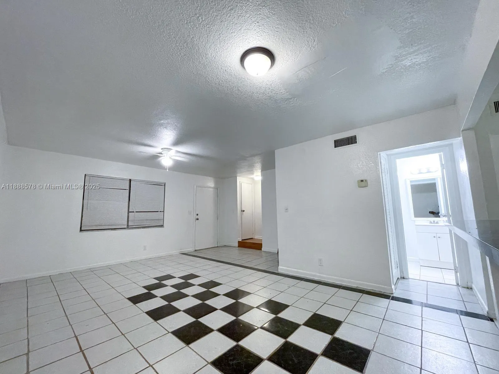 5970 NW 28th Street, #146