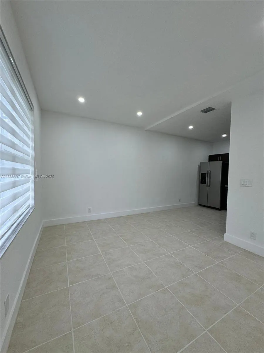 16820 SW 1st Mnr