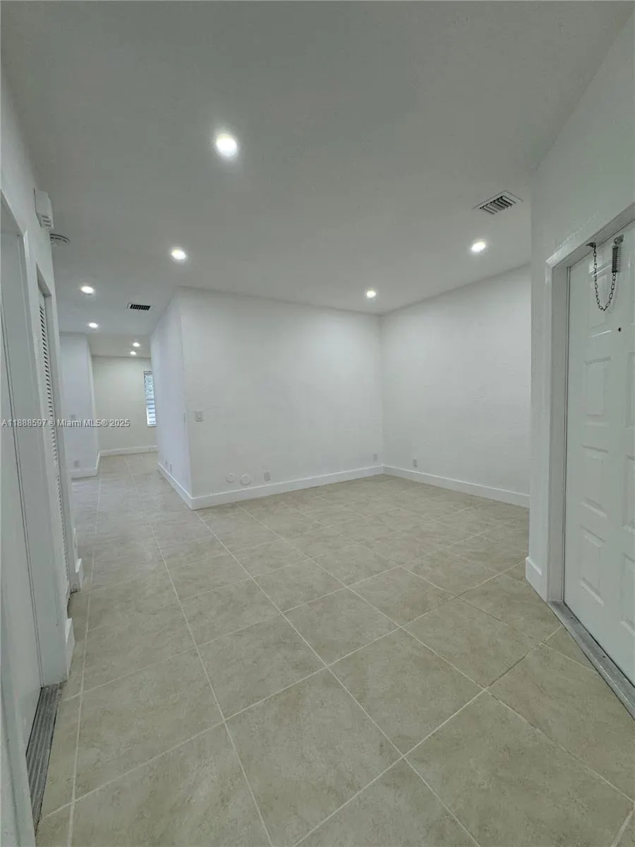 16820 SW 1st Mnr