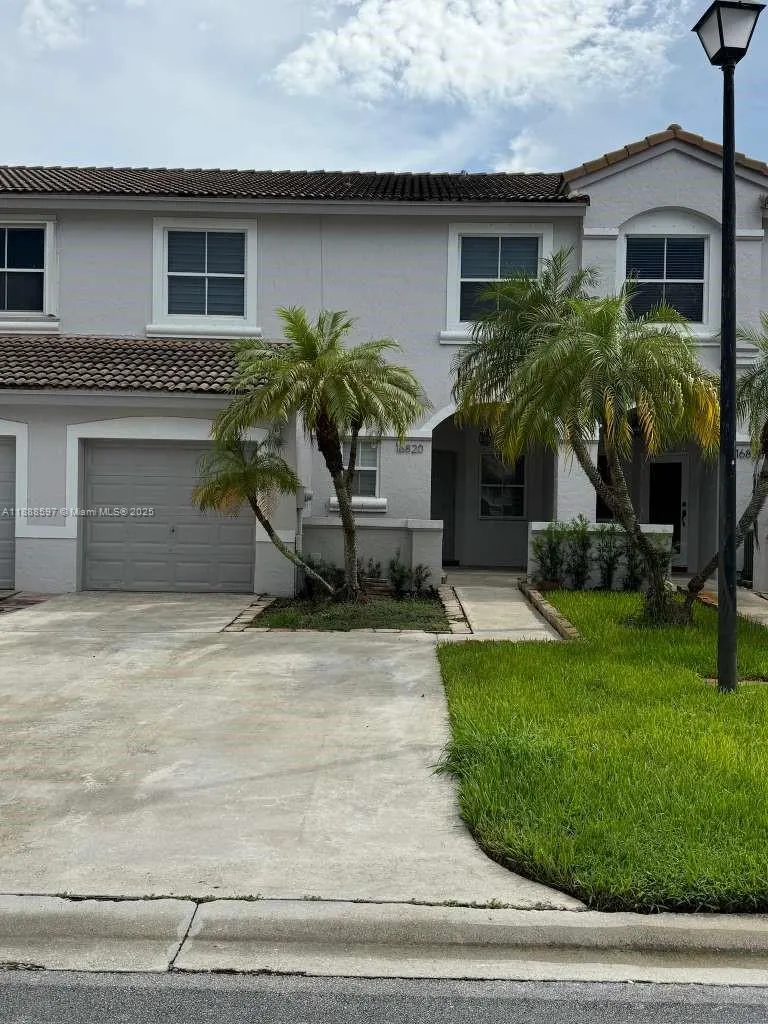 16820 SW 1st Mnr