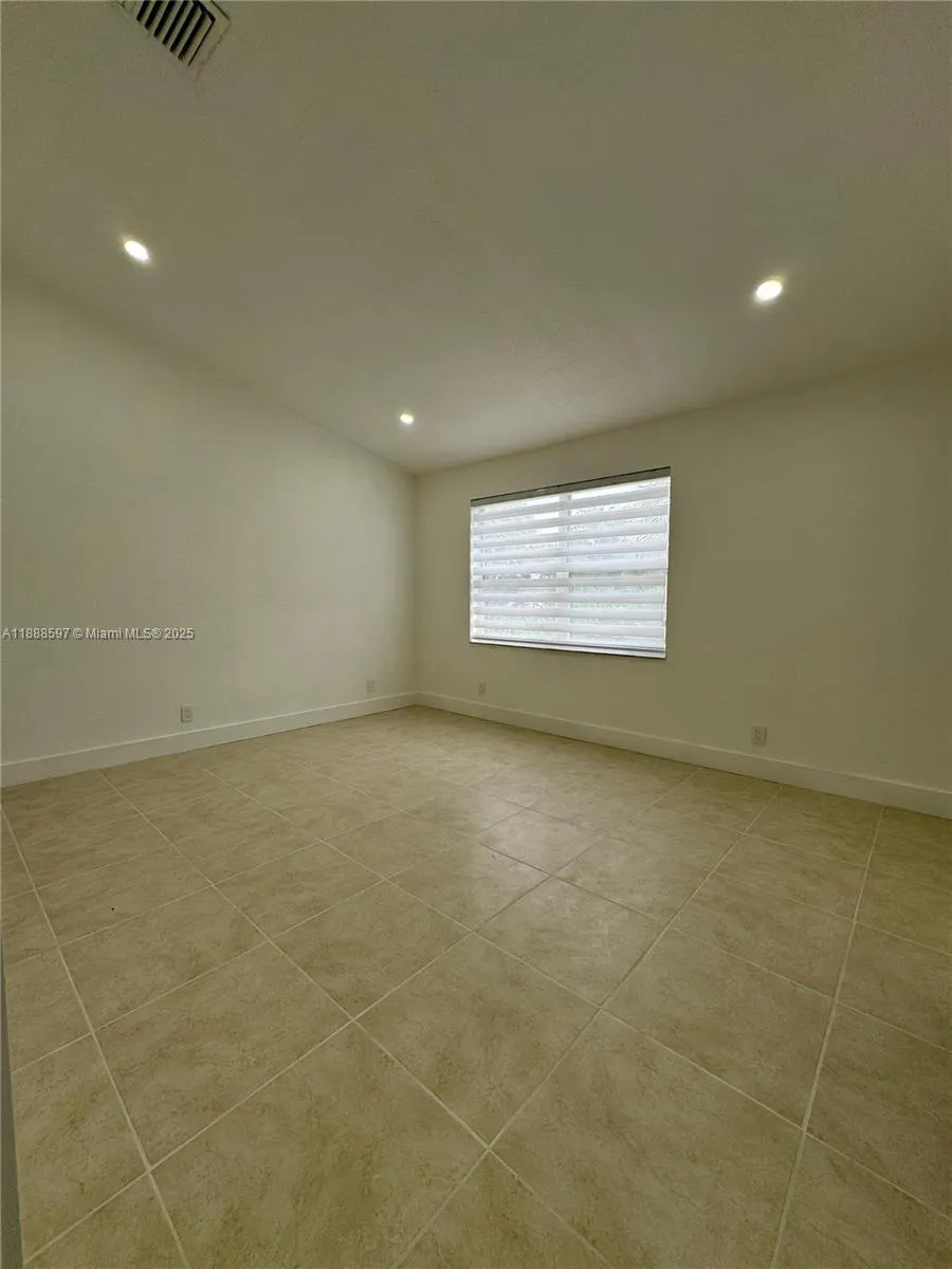16820 SW 1st Mnr
