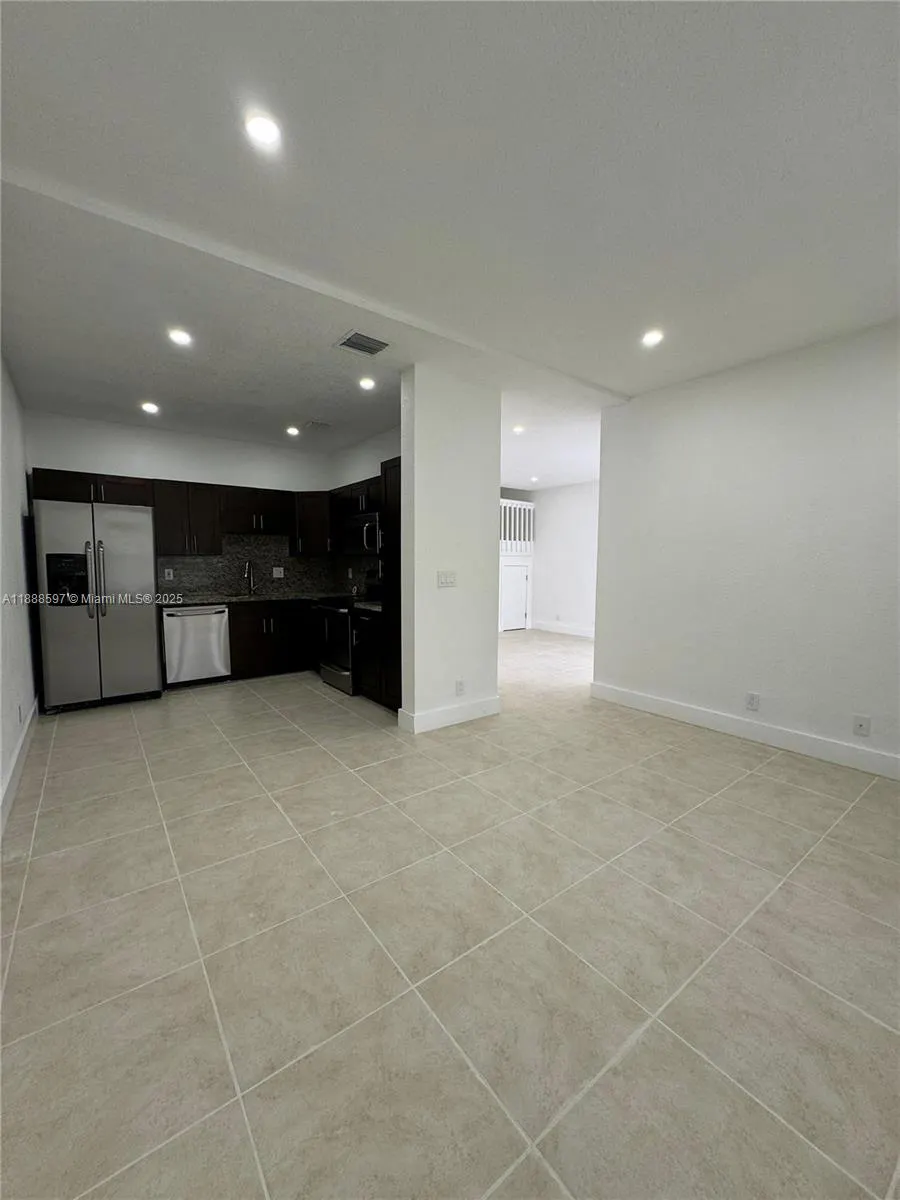 16820 SW 1st Mnr