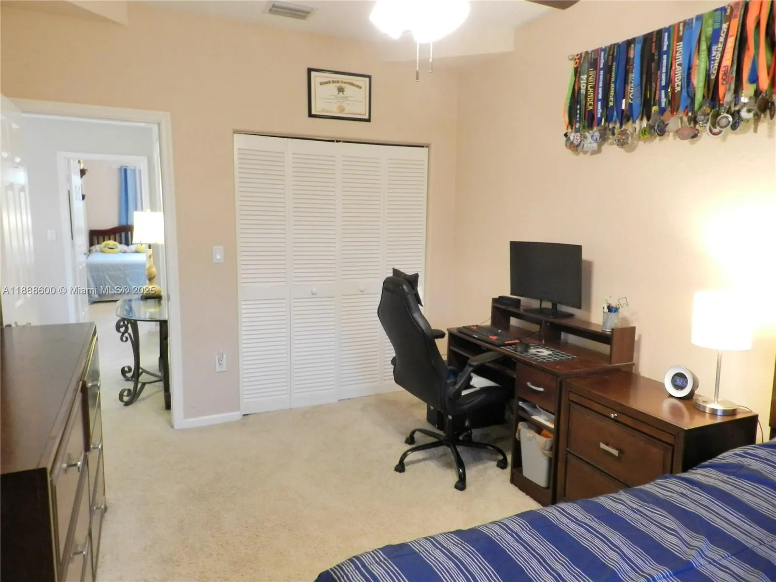 210 La Costa Ct