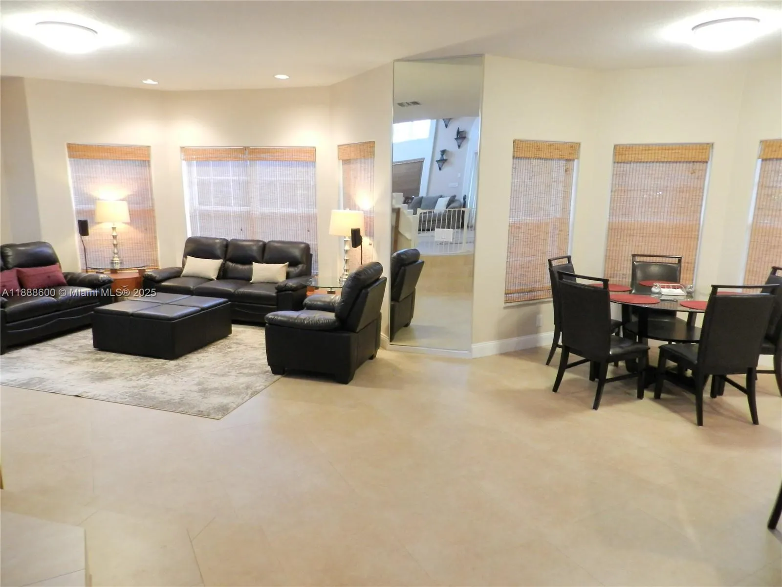 210 La Costa Ct