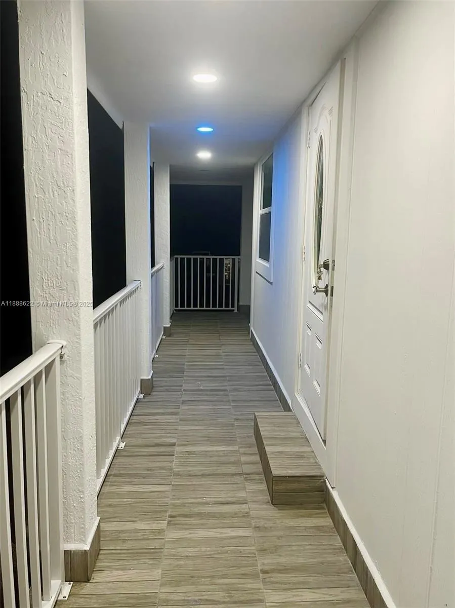 20 Eagle Dr
