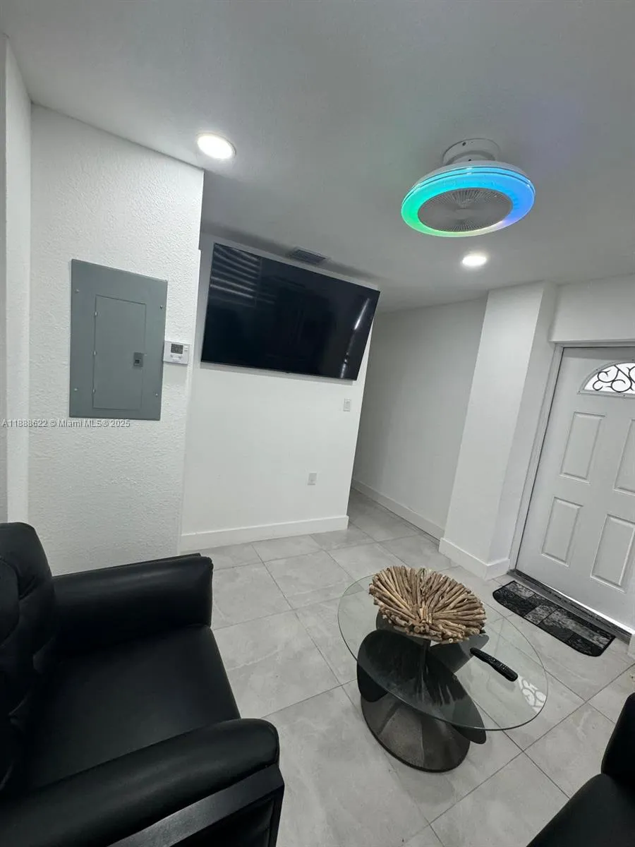20 Eagle Dr