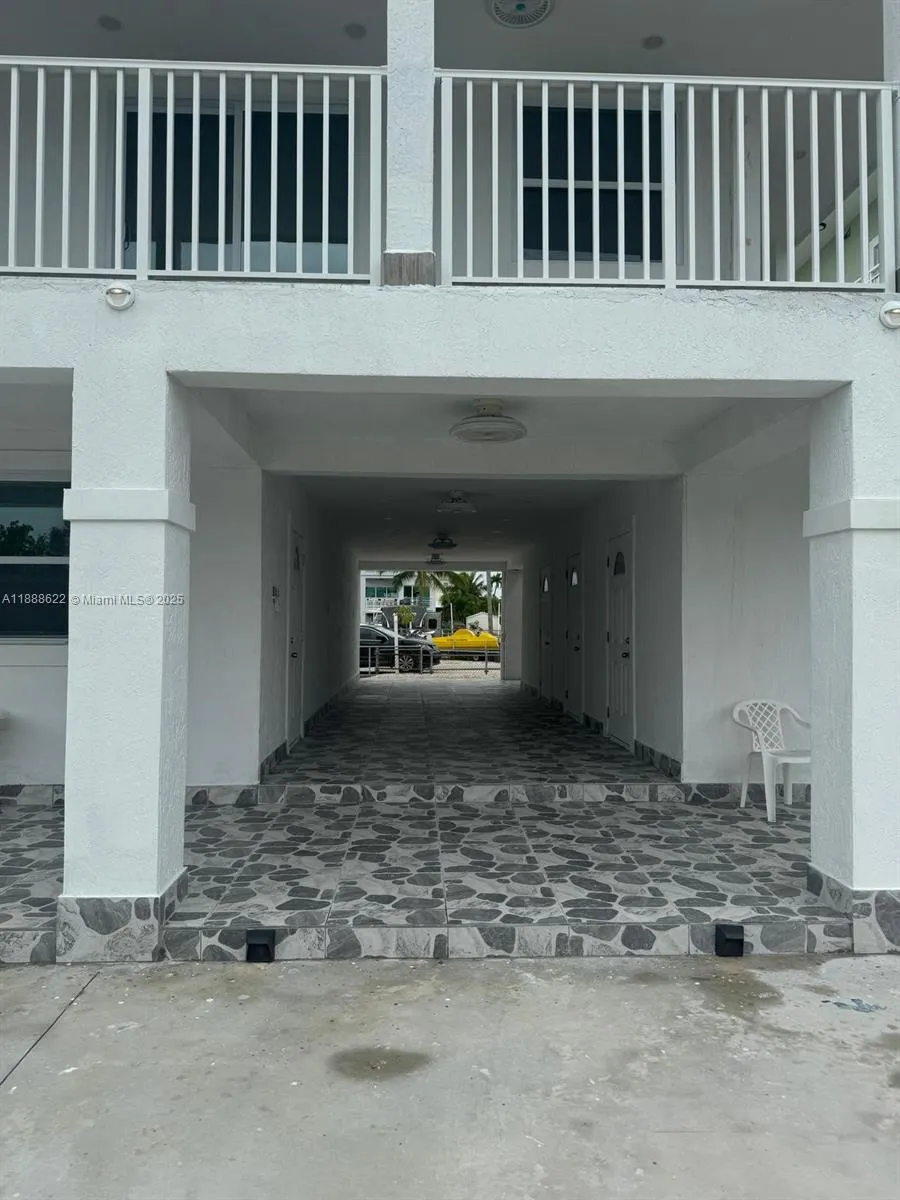 20 Eagle Dr