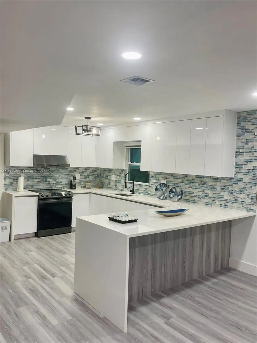 20 Eagle Dr