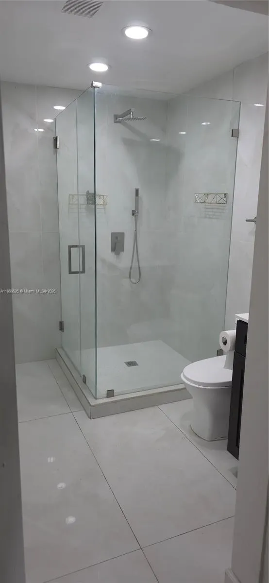 231 SW 31st Ave, #1A