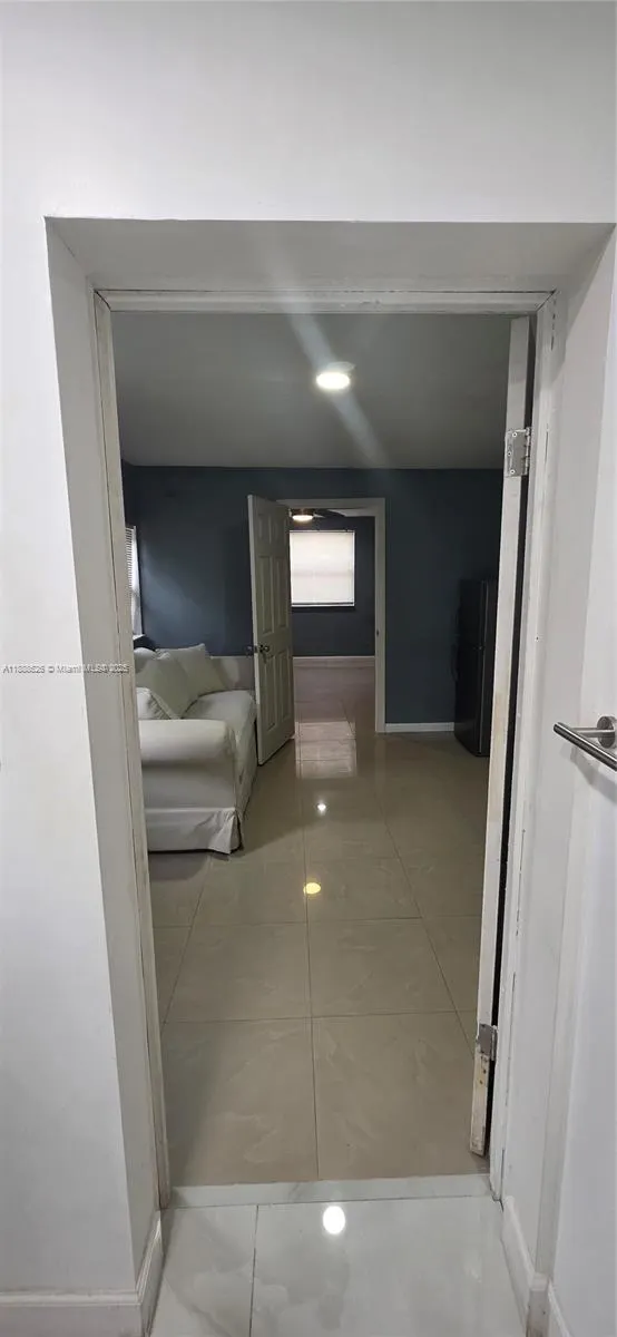 231 SW 31st Ave, #1A