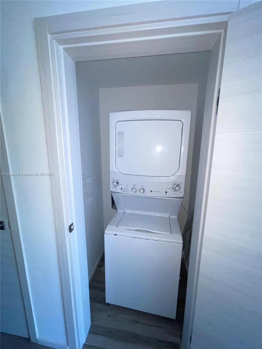 801 S Miami Ave, #3304