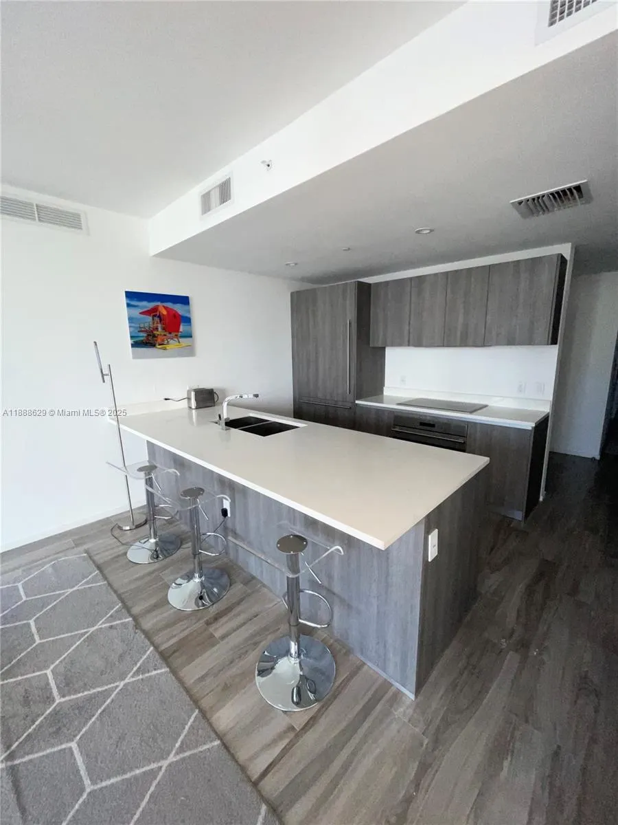 801 S Miami Ave, #3304