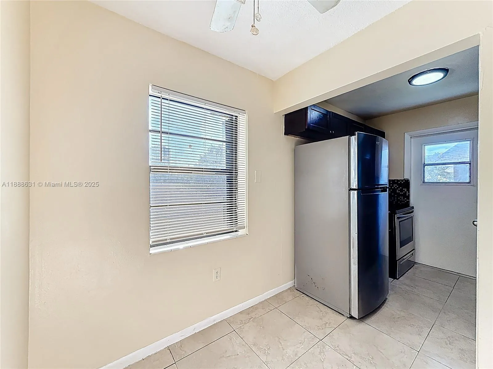 2335 NE 172nd St, #8