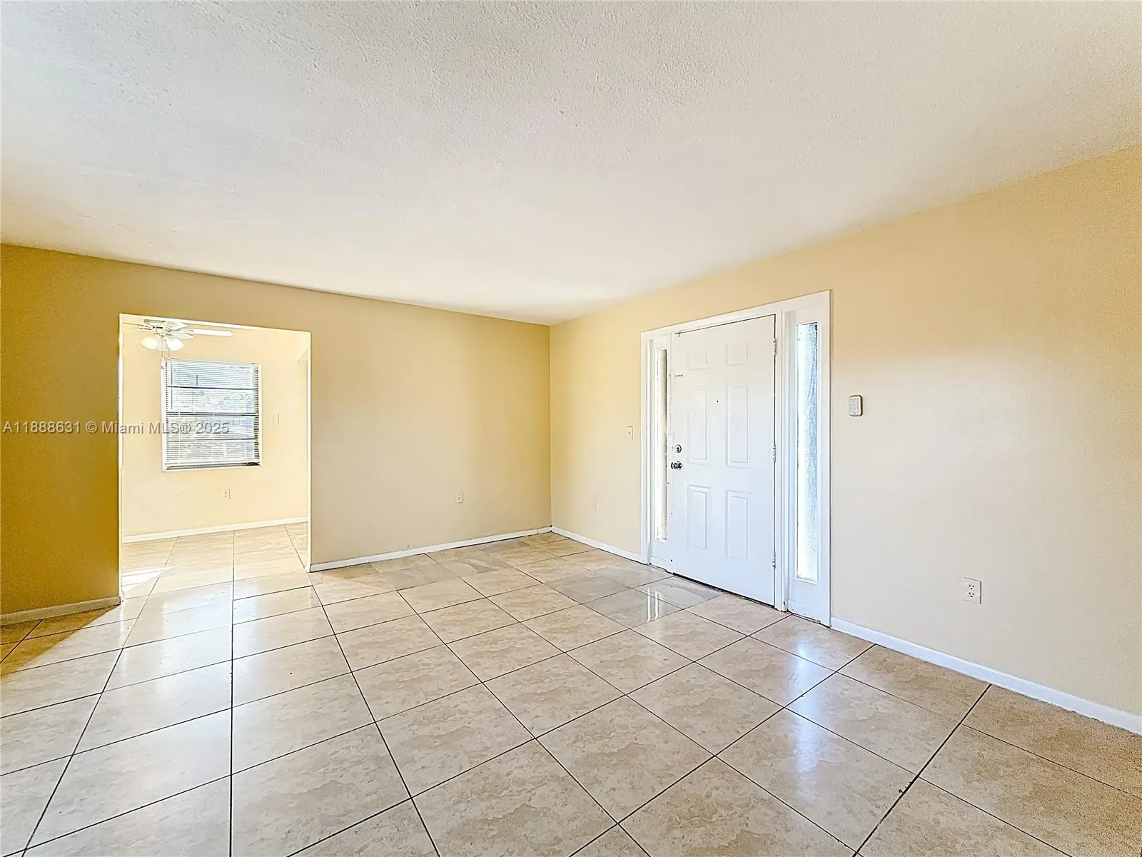 2335 NE 172nd St, #8