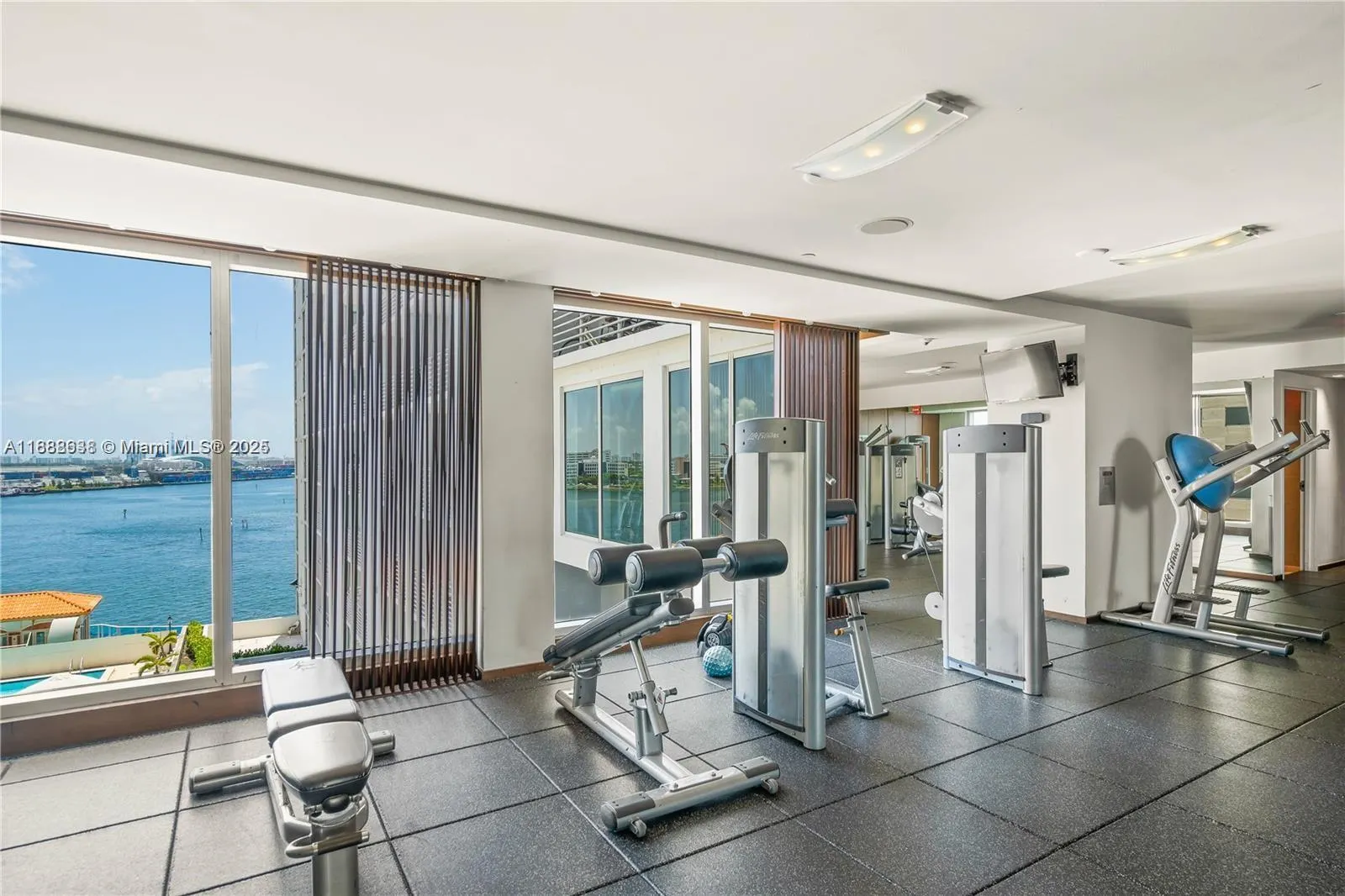 335 S Biscayne Blvd, #1506