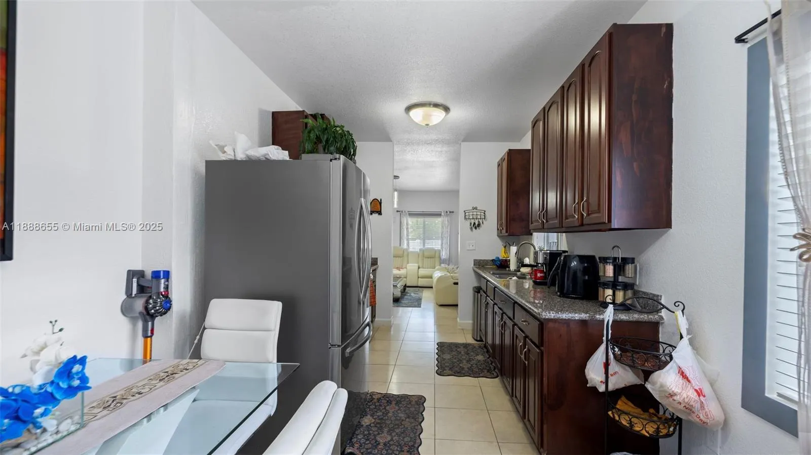 3109 NW 64 st