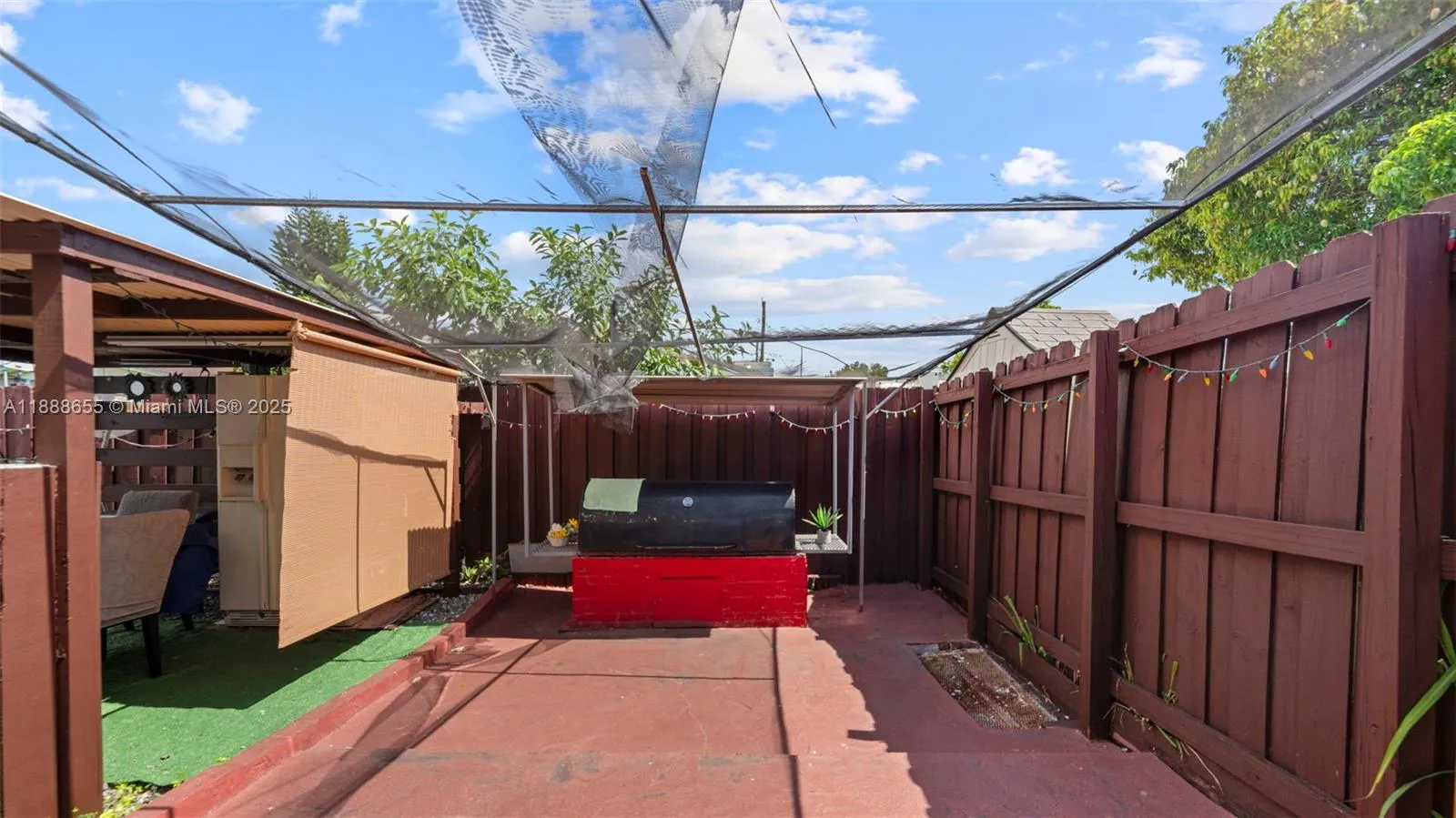 3109 NW 64 st