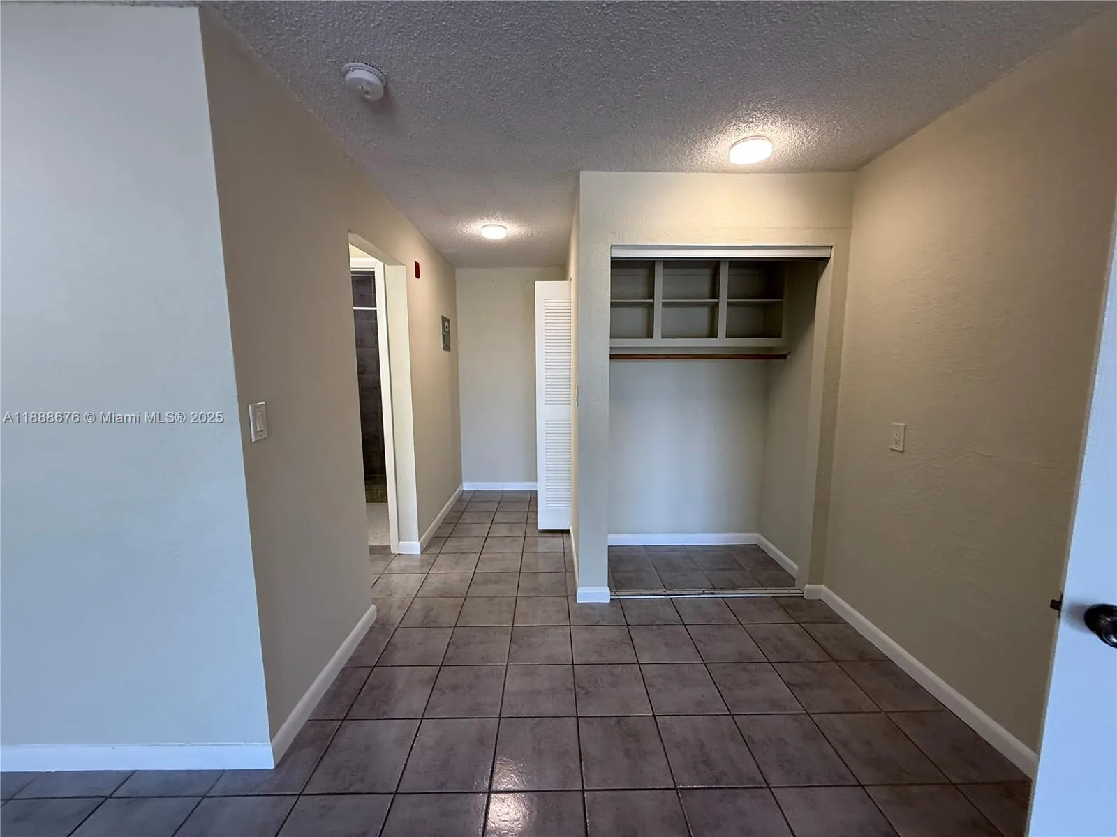 750 NE 195th St, #231