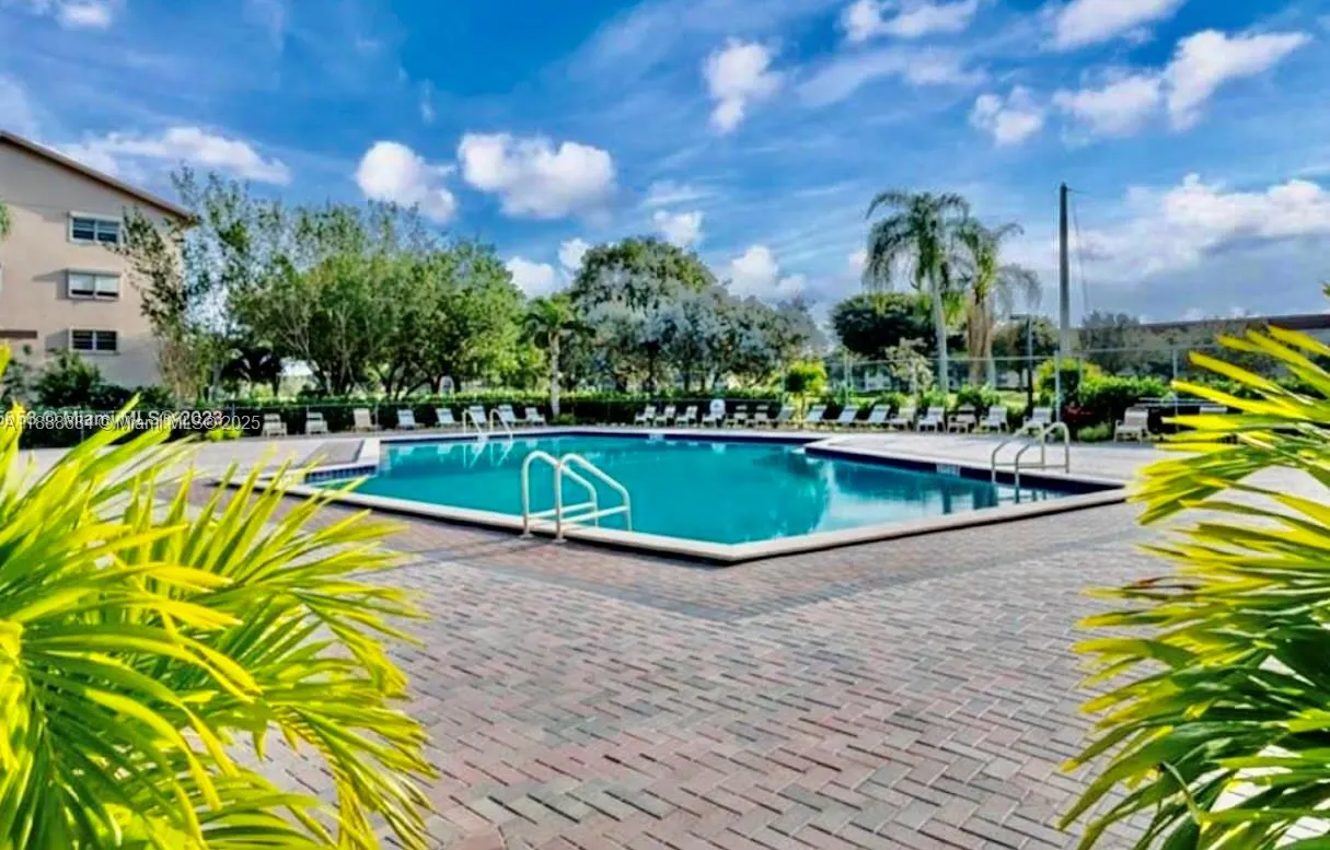 1151 SW 128th Ter, #402D