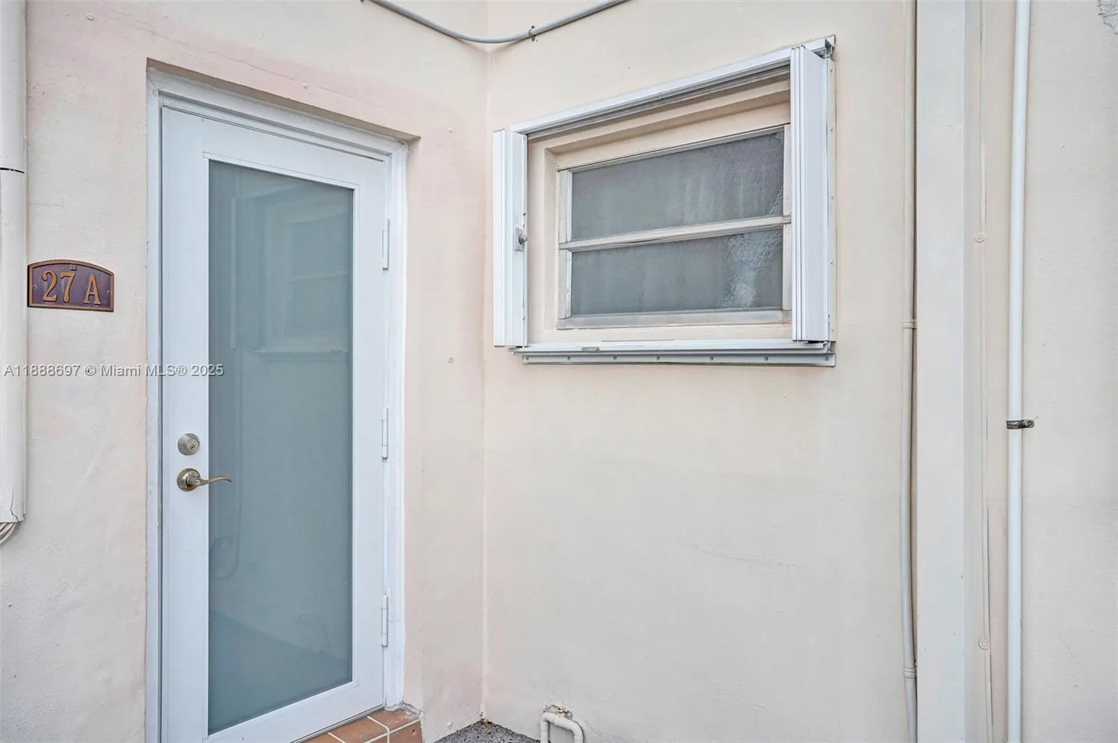 141 NE 10th Ave, #27A