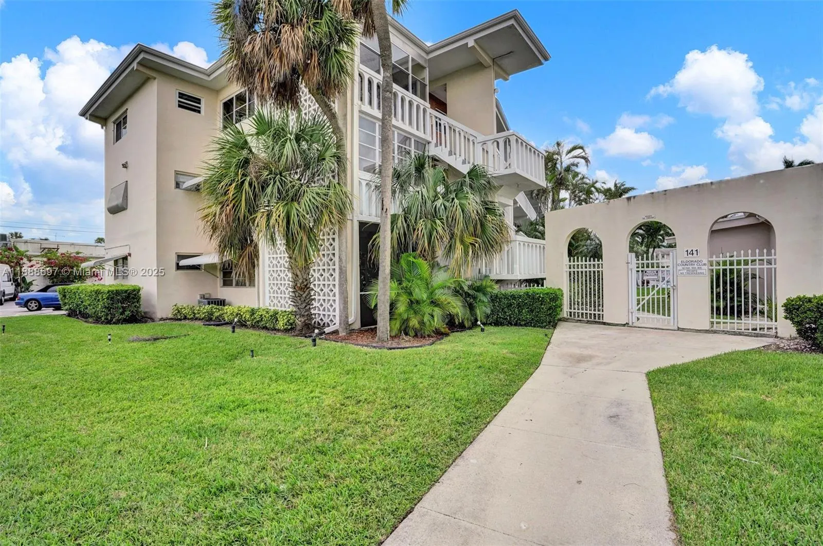 141 NE 10th Ave, #27A