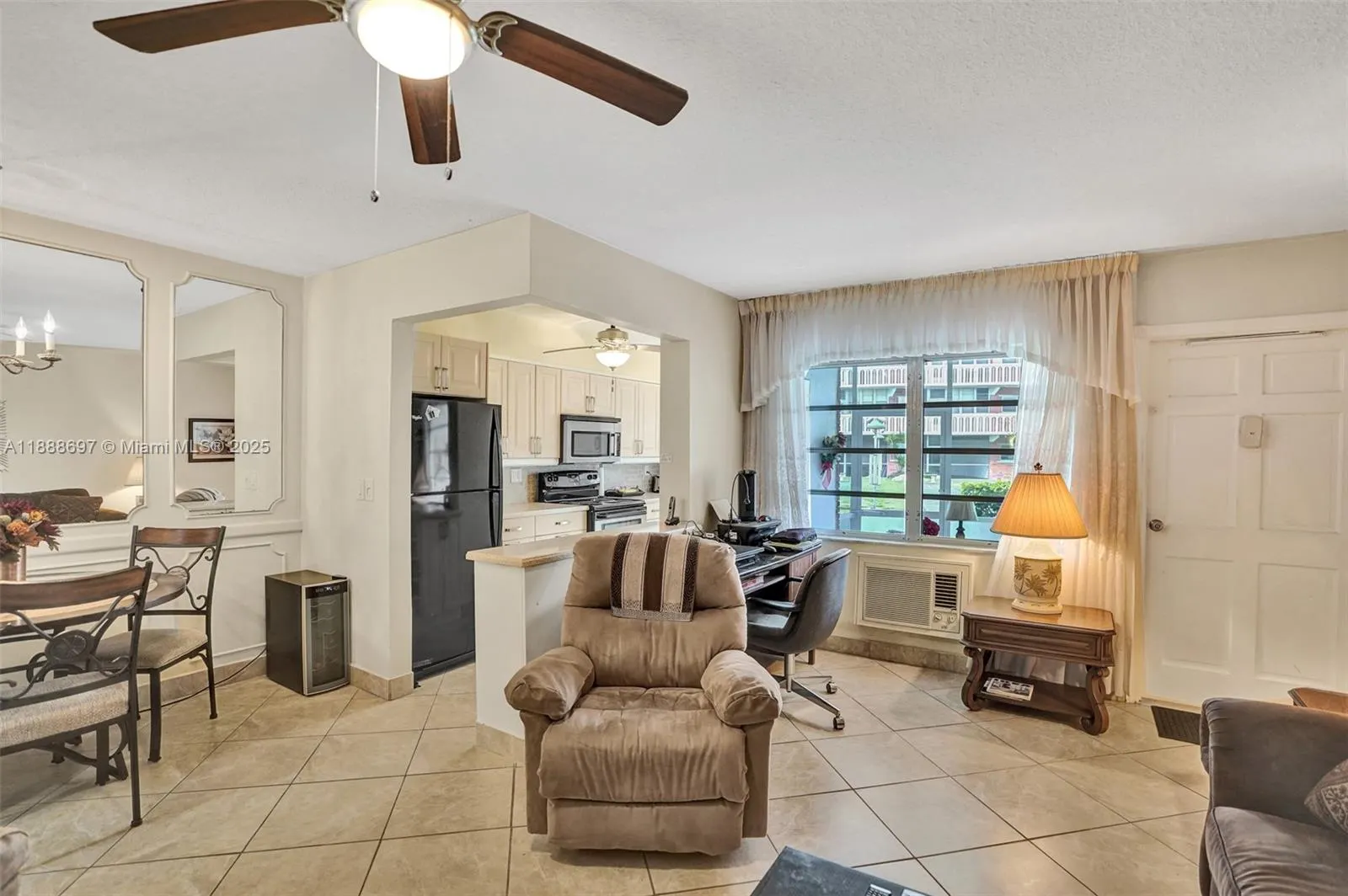 141 NE 10th Ave, #27A