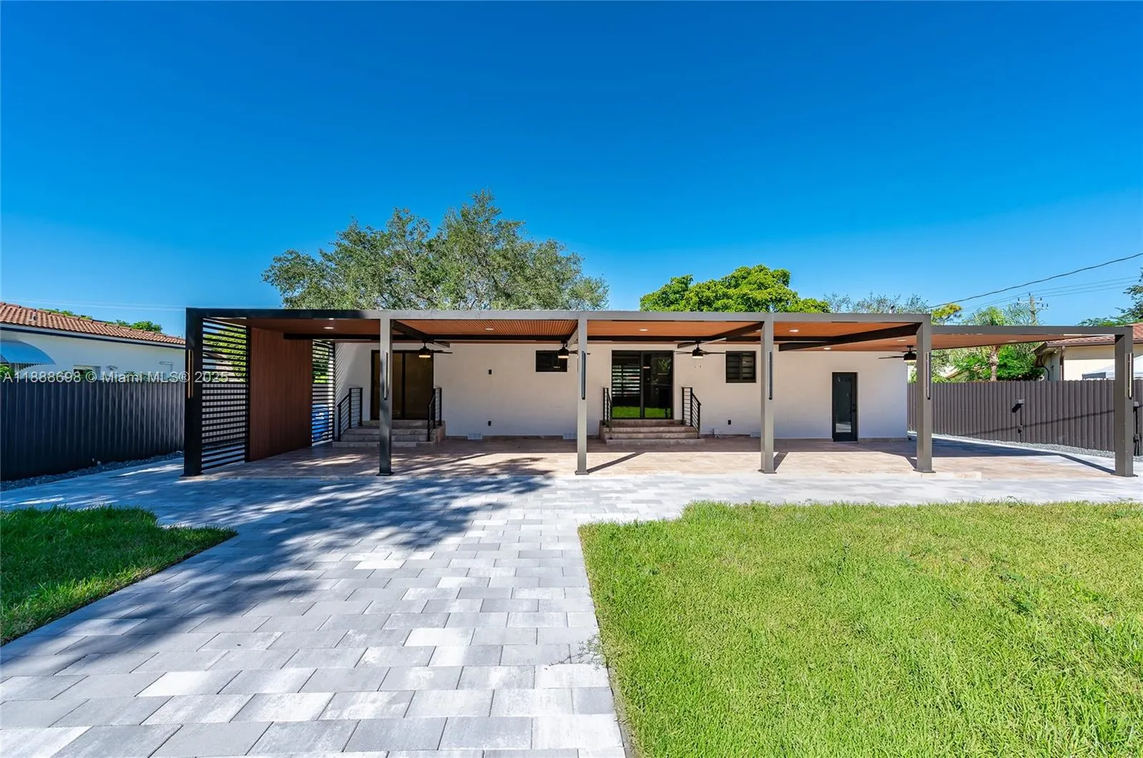 625 Miller Dr