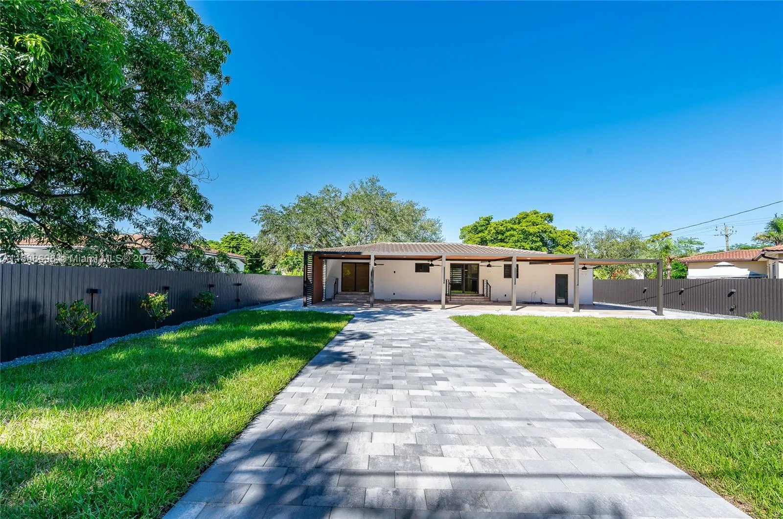 625 Miller Dr